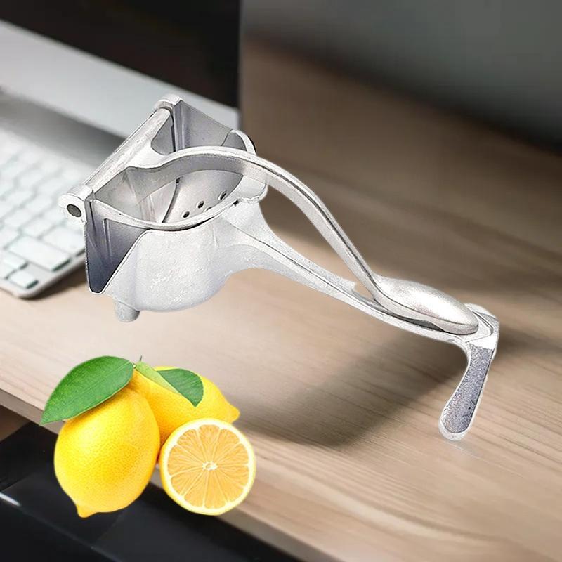 Spremiagrumi Manuale in Metall - Kitchen Gadgets Essential recensione e prezzo